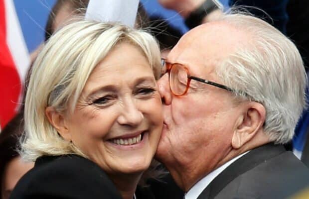 Décès de Jean-Marie Le Pen : la mauvaise manière dont sa fille Marine l’a appris se précise Décès de Jean-Marie Le Pen : la mauvaise manière dont sa fille Marine l’a appris se précise