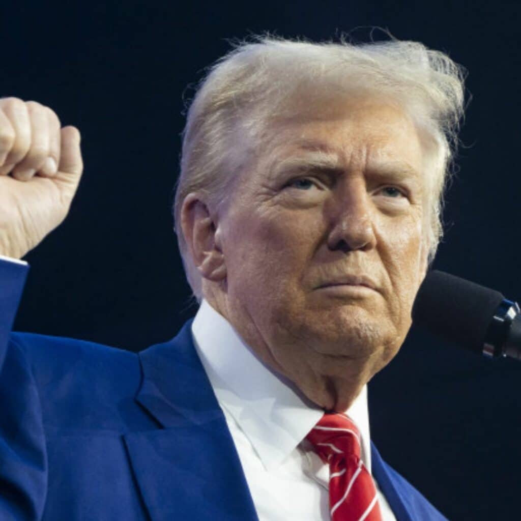 Donald Trump : une vidéo du président lors du réveillon interpelle