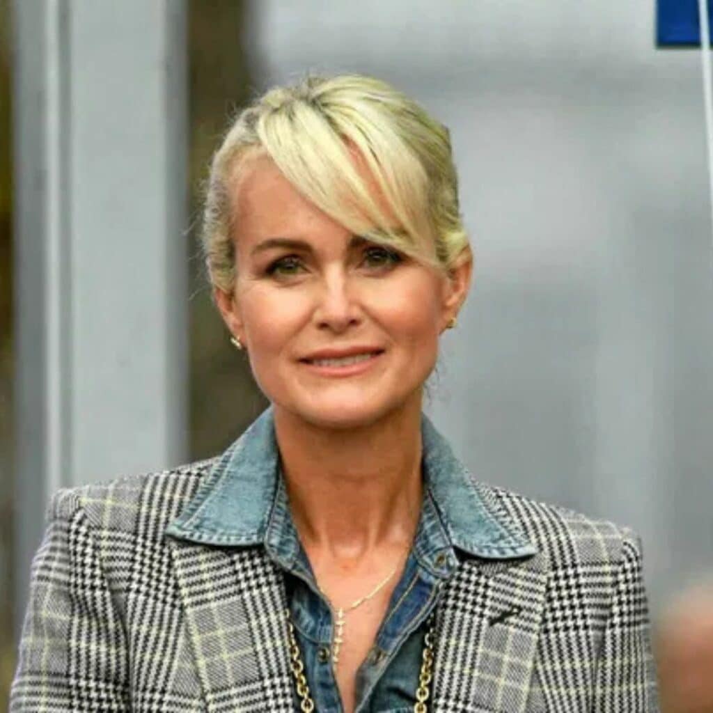 Laëticia Hallyday : elle montre ce qu’il reste de sa maison détruite par les flammes à Los Angeles