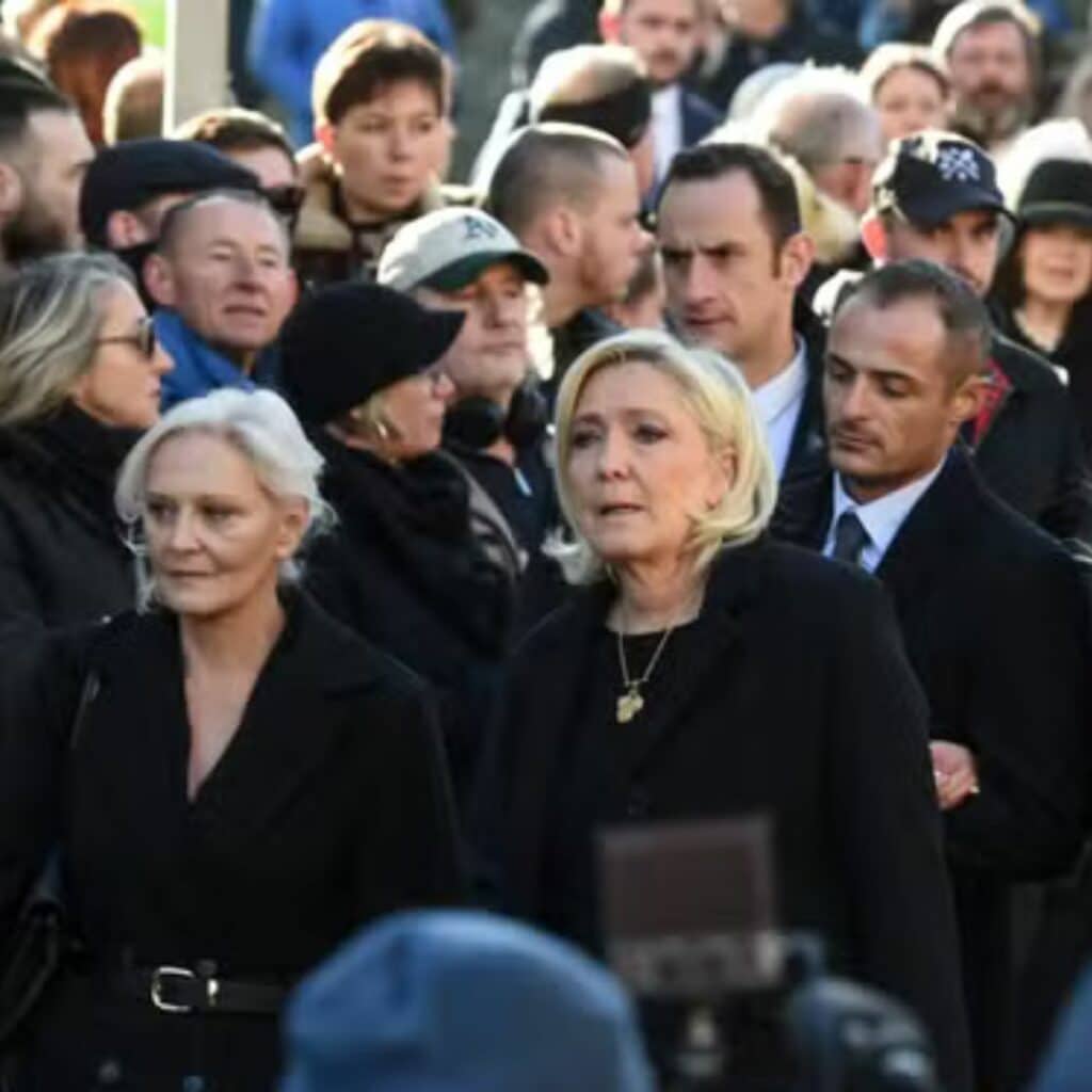 Décès de Jean-Marie Le Pen : un incident perturbe les obsèques