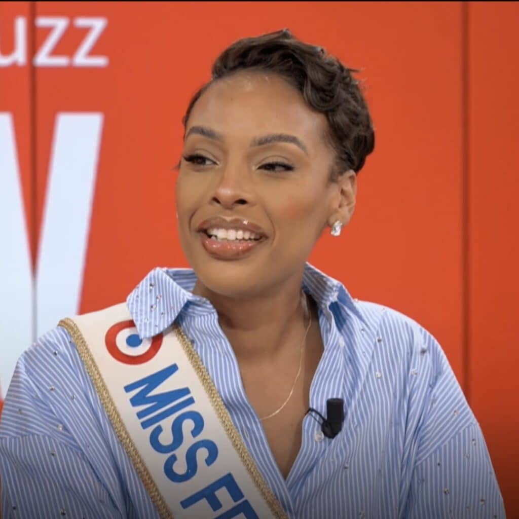 Miss France 2025 : Angélique Angarni-Filopon refuse de se prononcer sur Charlie Hebdo, Jamy s’en mêle