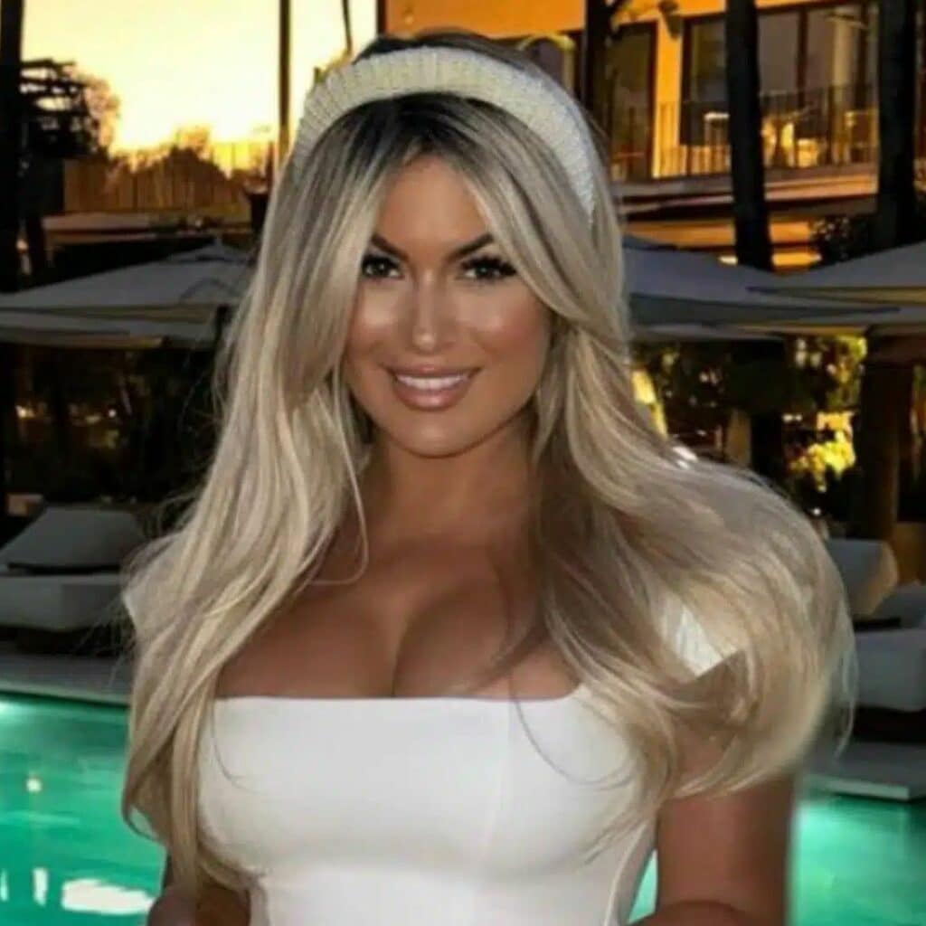 Carla Moreau : de nouveau en couple, elle s'affiche avec son nouveau chéri