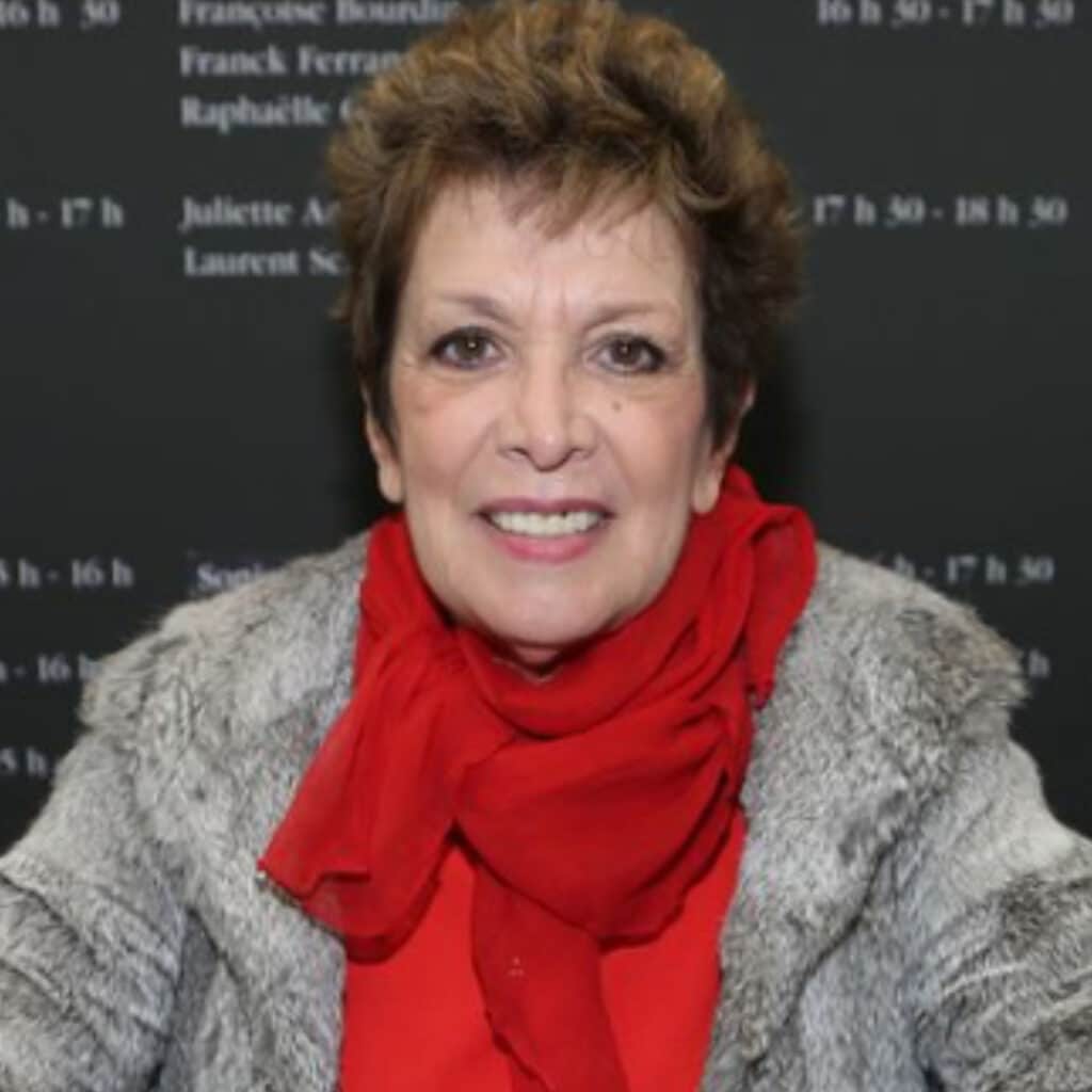 Obsèques de Catherine Laborde : la cérémonie interrompue à plusieurs reprises