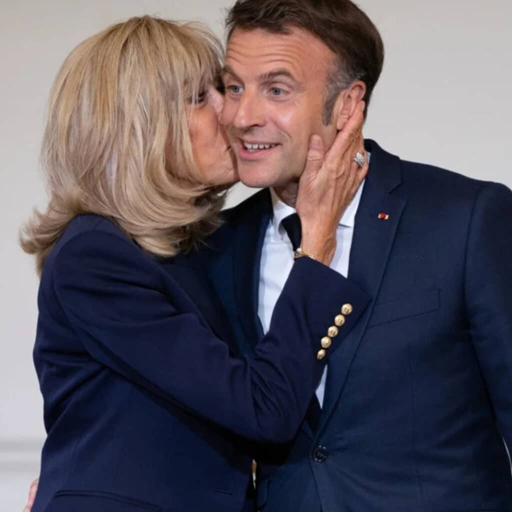 Emmanuel Macron en couple et amoureux : pourquoi n'a-t-il jamais voulu avoir d'enfant ?