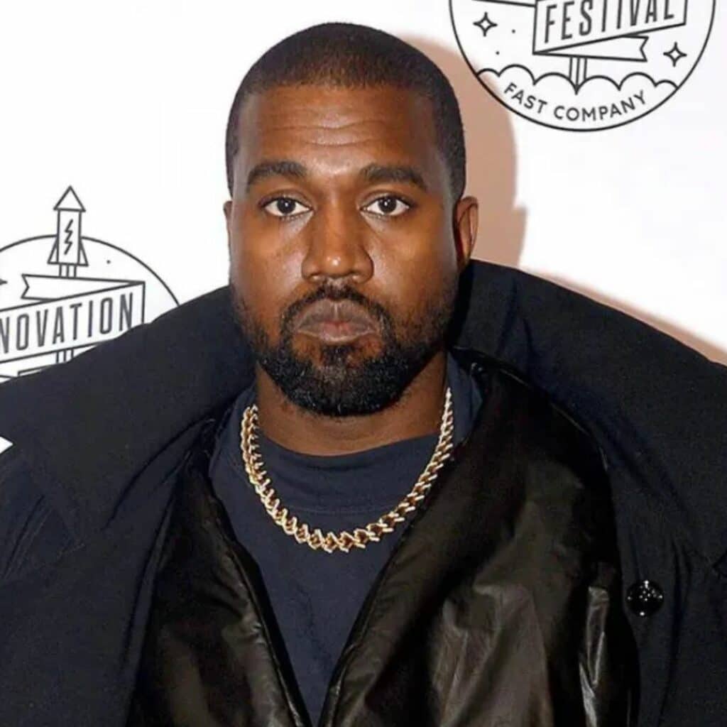 Kanye West : le rappeur en dérapage total sur les réseaux sociaux