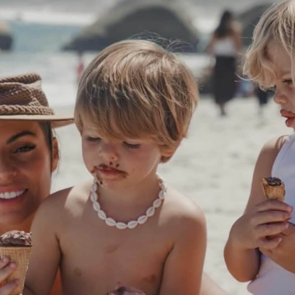 Hillary (Les Apprentis Aventuriers) : ses enfants dans un état inquiétant à Bali, elle envisage de rentrer à Dubaï