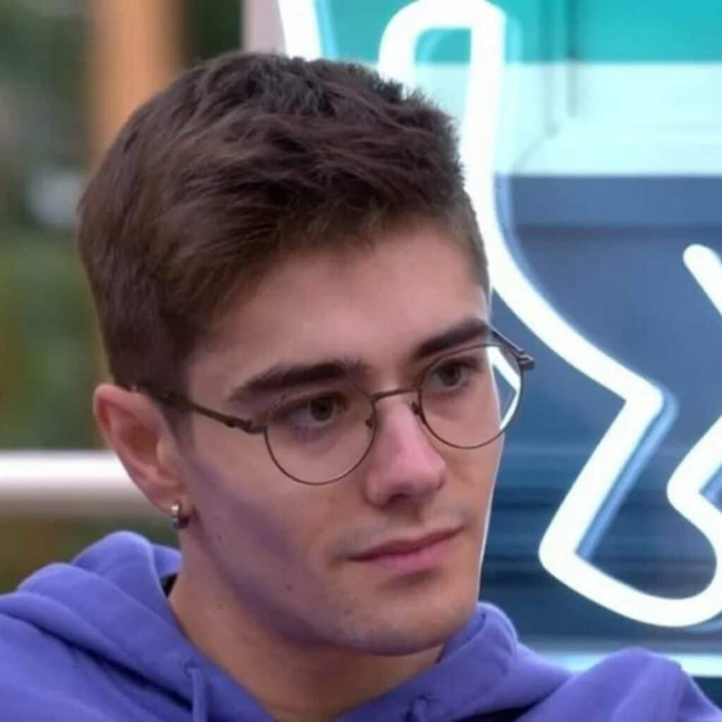Axel (Star Academy) : un nouveau single en vue, il montre un premier extrait