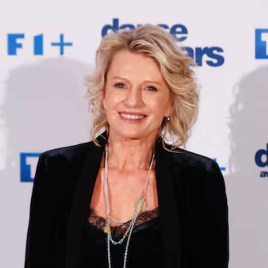 Sophie Davant : critiquée pour ses tenues dans Danse avec les stars, elle répond à ses haters