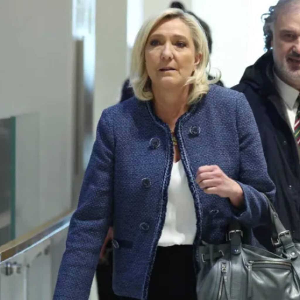 Marine Le Pen : condamnée à une peine d'inéligibilité de 5 ans, la leader du RN réagit
