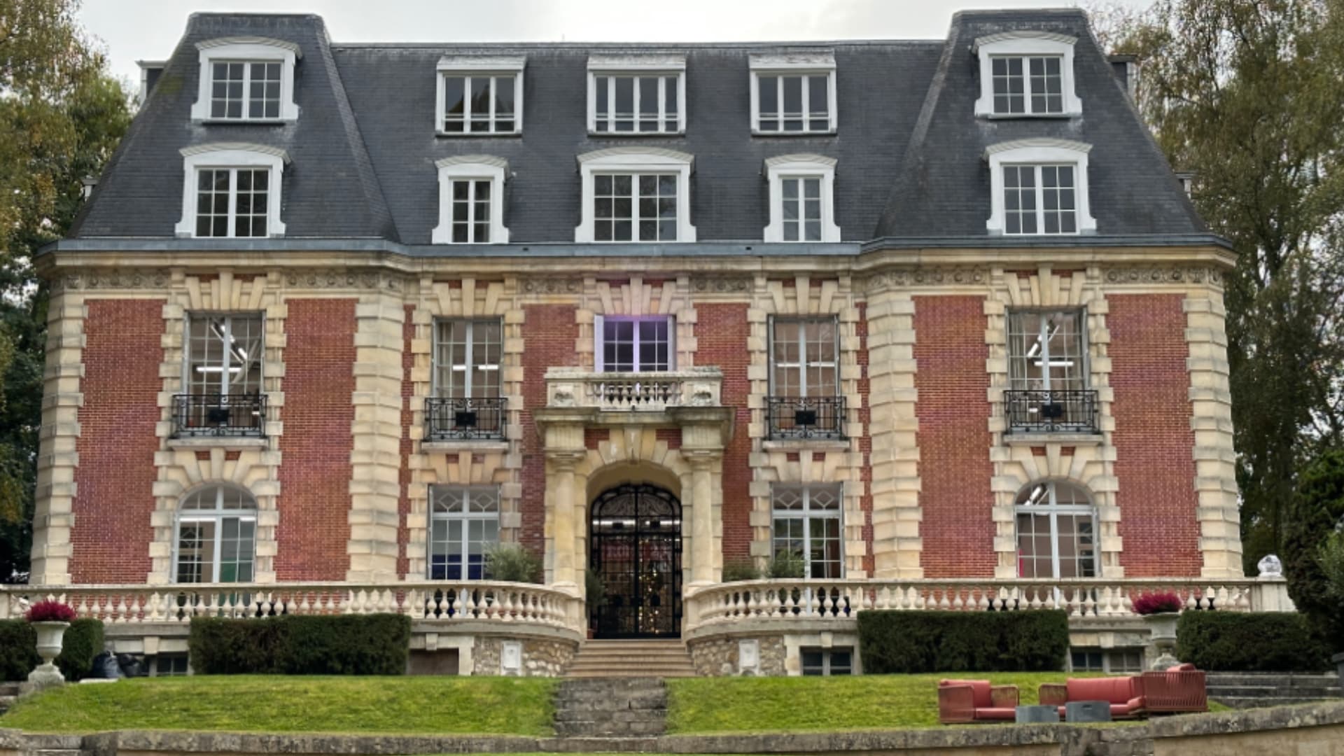 Star Academy : un ancien candidat tente de mettre fin à ses jours