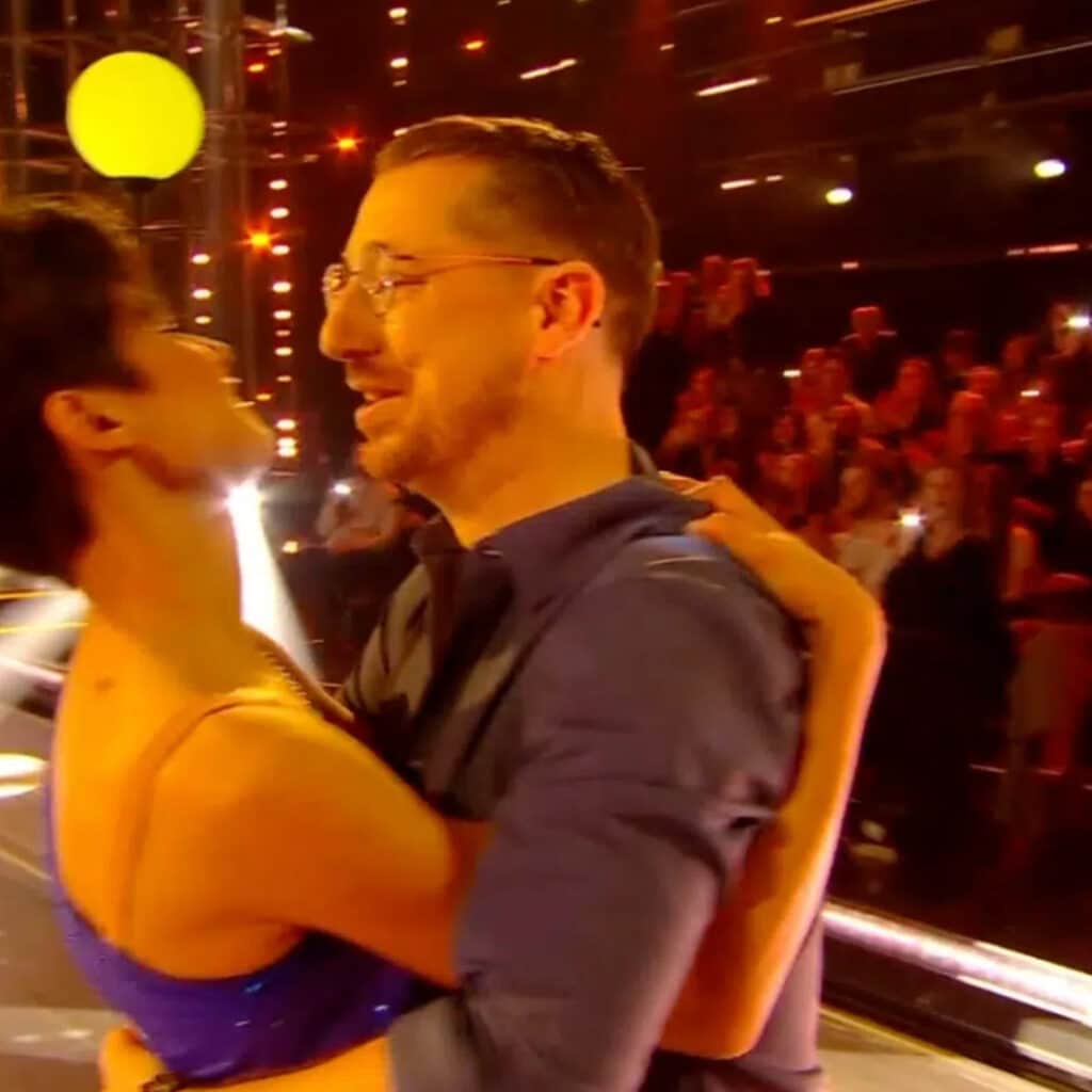 Ève Gilles : elle officialise avec son compagnon depuis 1 an et demi