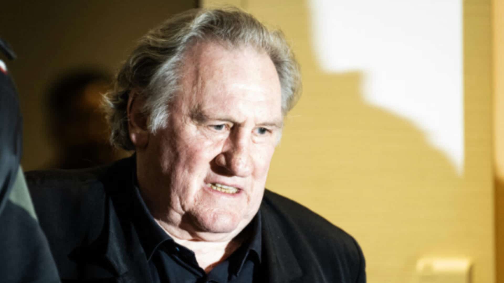 Procès de Gérard Depardieu : l'audience est prolongée, la décision du président qui ne fait pas l'unanimité