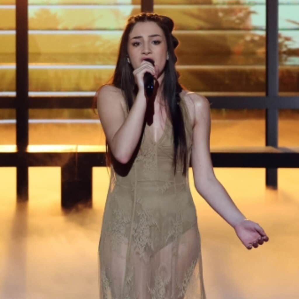Lénie (Danse avec les stars) : à 19 ans, elle aborde ses relations toxiques du passé