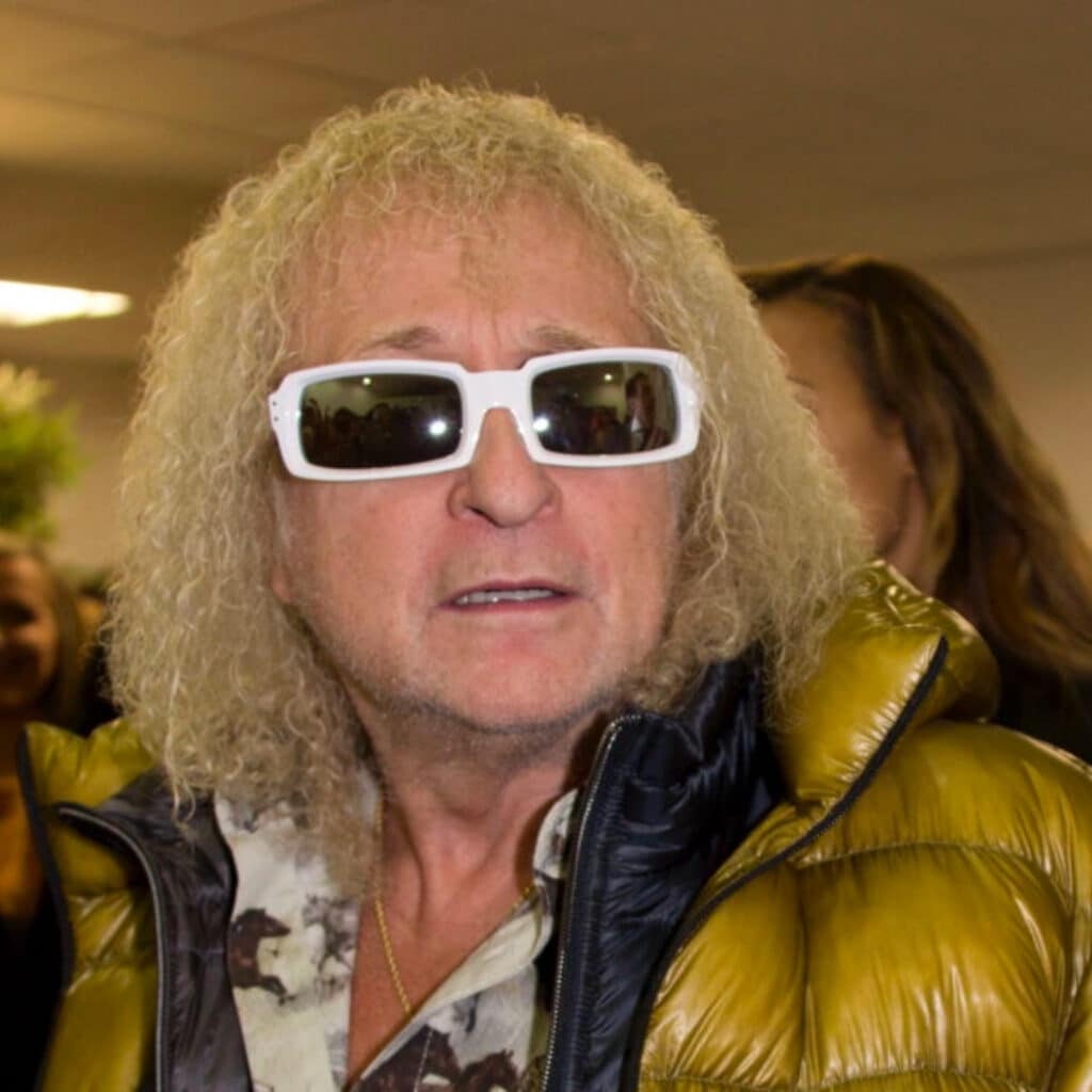 Michel Polnareff : aperçu en sortie sans ses incontournables lunettes