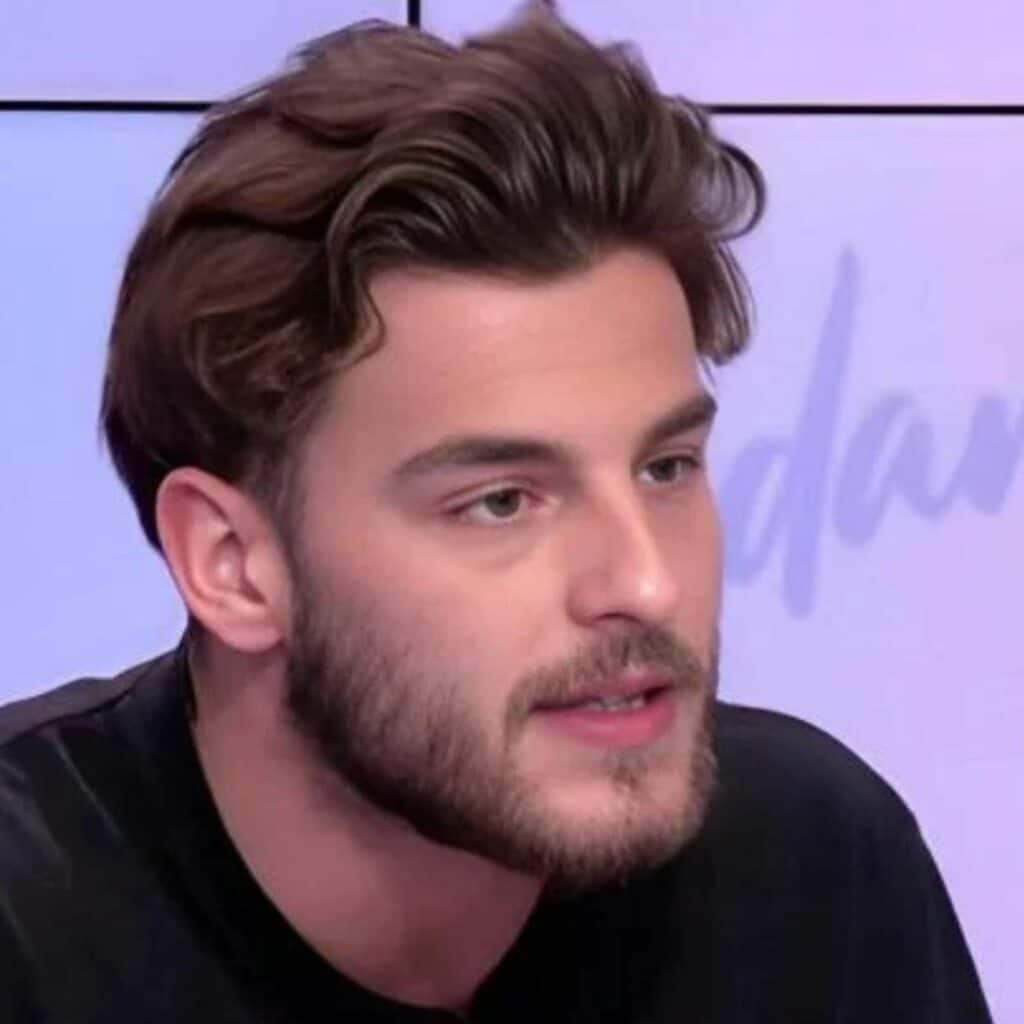 Simon Castaldi : réconcilié avec Cassandra, il prend la parole