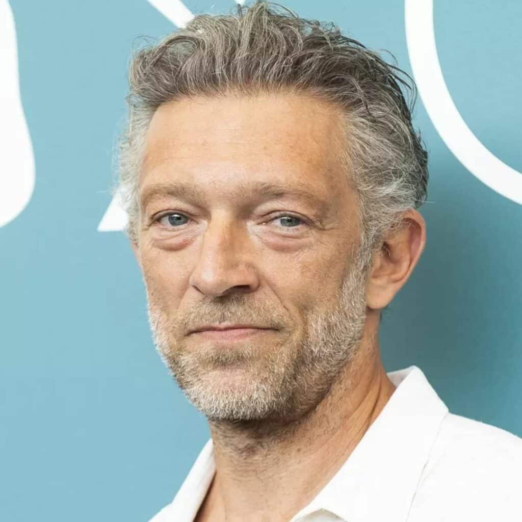 Vincent Cassel : à nouveau papa à 58 ans, il montre son 4ème enfant