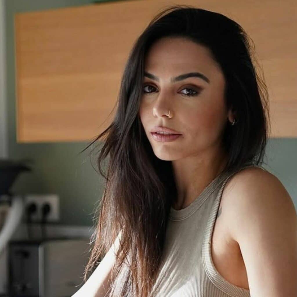 Julia Morgante : en couple, elle officialise avec sa chérie