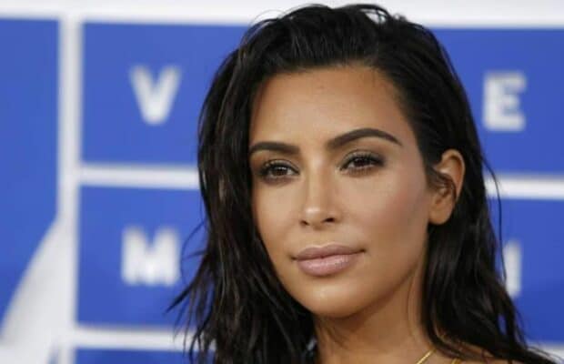 Braquage de Kim Kardashian : la drôle d'anecdote qui se cache derrière le seul bijou retrouvé de la star