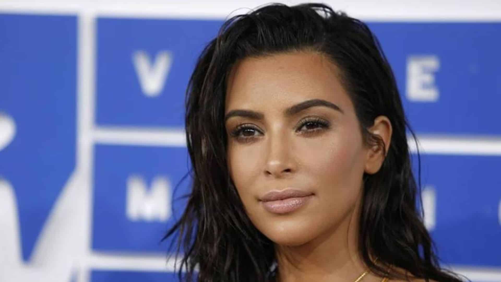 Braquage de Kim Kardashian : la drôle d'anecdote qui se cache derrière le seul bijou retrouvé de la star