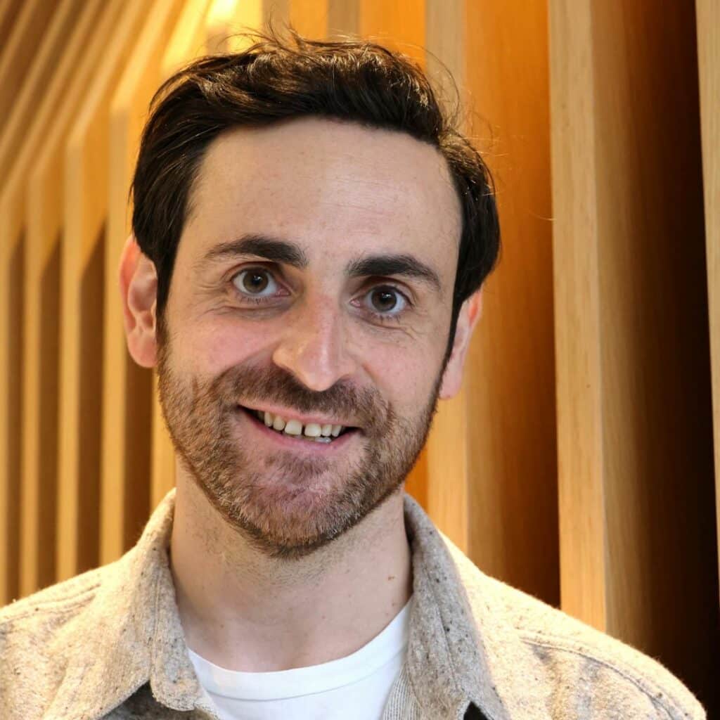 Camille Combal : son message pour débuter à la radio en étonne plus d’un
