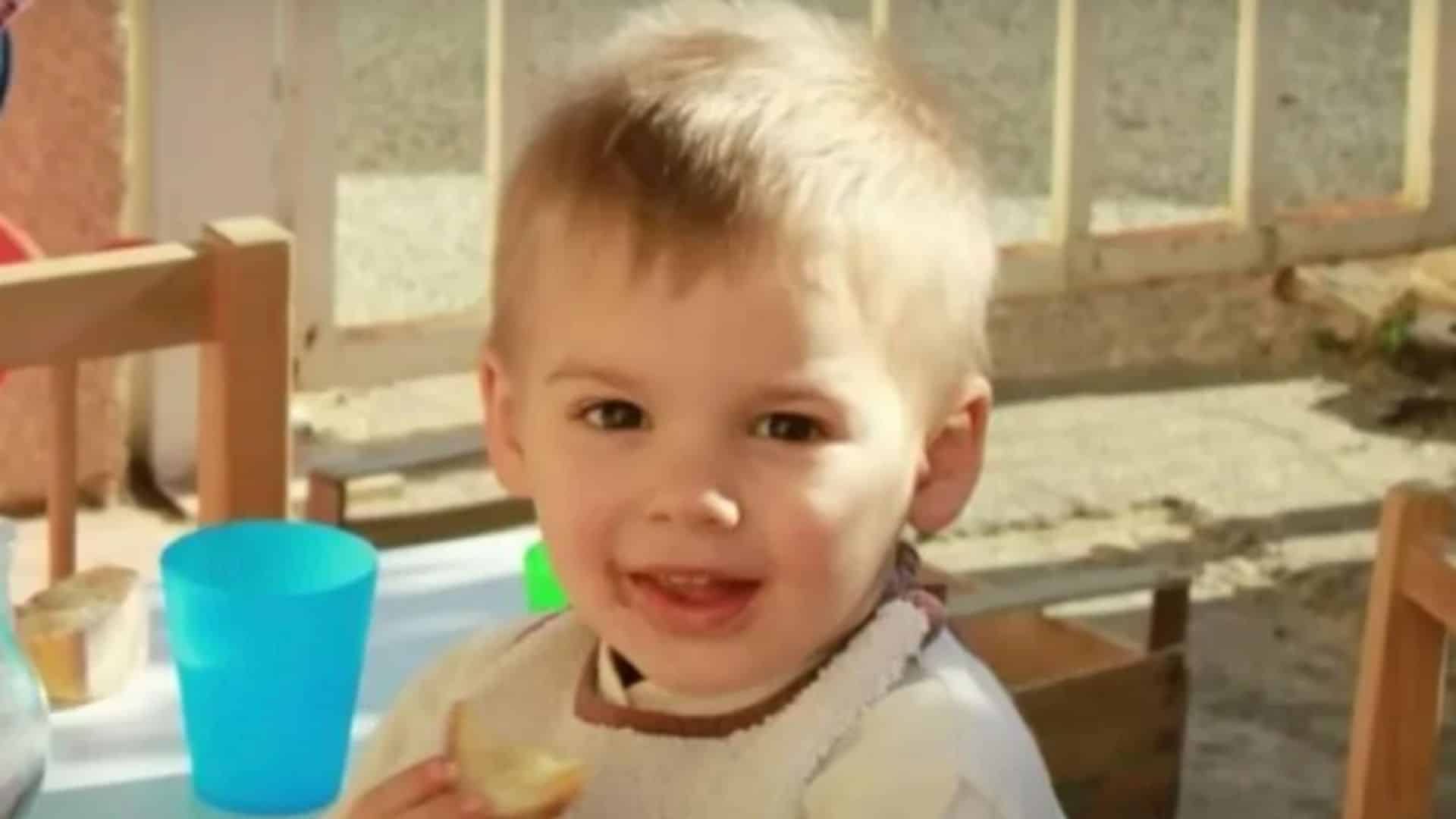 Affaire Émile : la mâchoire du petit garçon aurait été cassée en deux