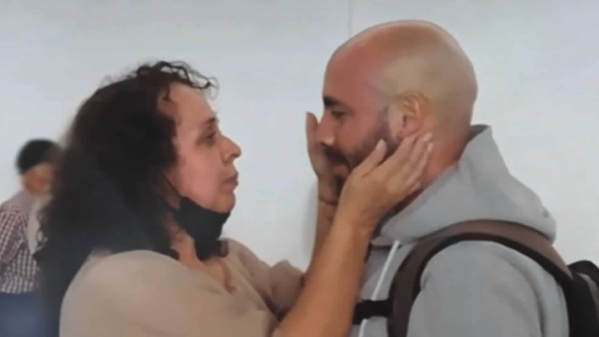 Mariés au premier regard : abandonné à la naissance, David retrouve sa mère juste avant le mariage
