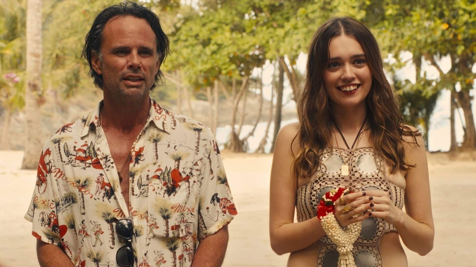 The White Lotus : Aimee Lou Wood et Walton Goggins brouillés ? L’origine des spéculations