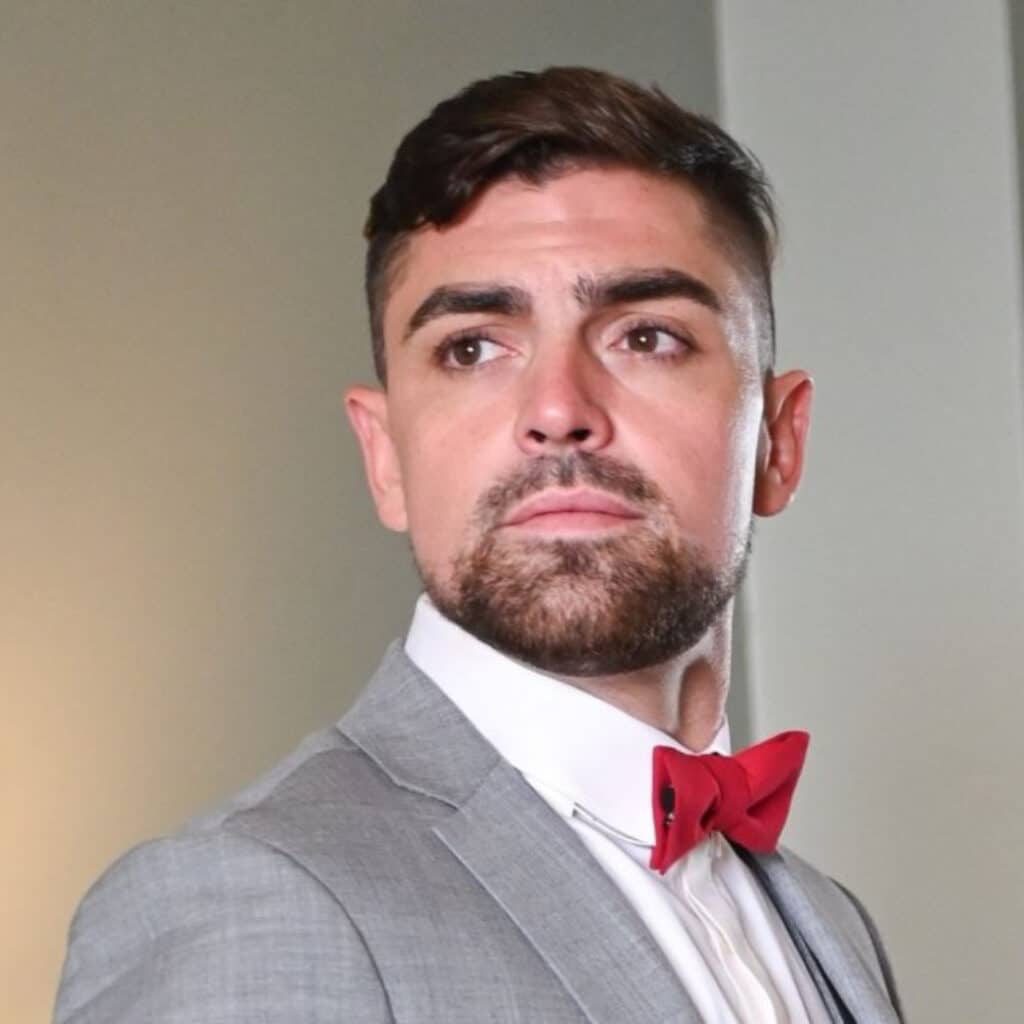 Bruno (MAPR) : exit Alicia et Jennifer, le candidat officialise sa nouvelle relation