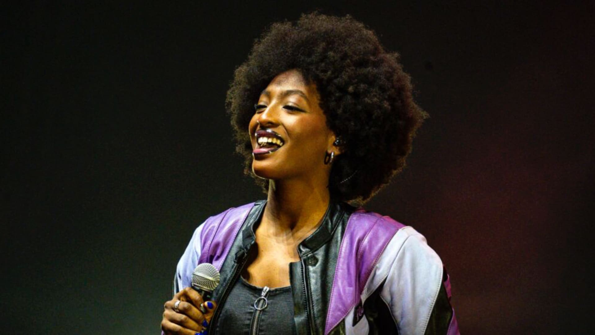 Ebony : contrainte de quitter la tournée de la Star Ac’ elle s’explique