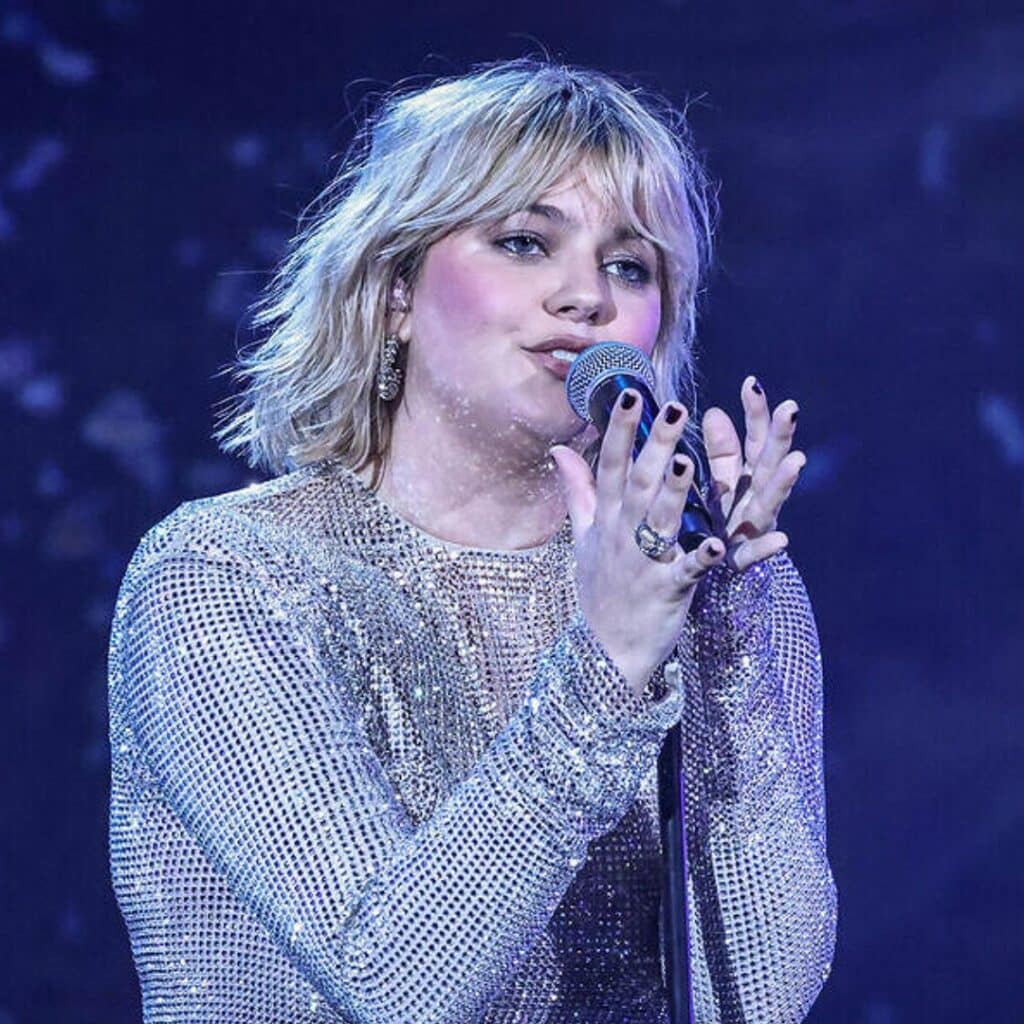 Louane : elle dit tout sur les coups bas entre les participants à l’Eurovision