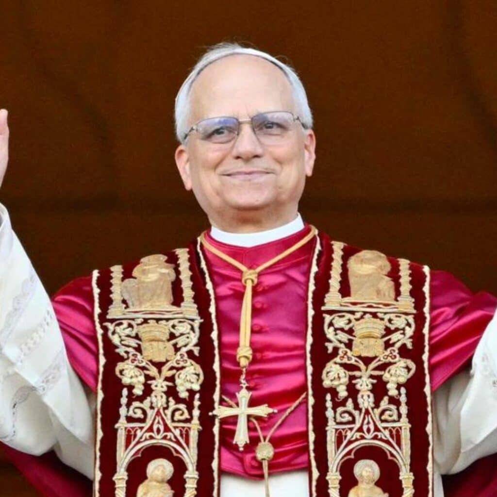 Robert Francis Prevost devient le Pape Léon XIV : le pontife de 69 ans déjà mêlé à une affaire d'agression au Pérou