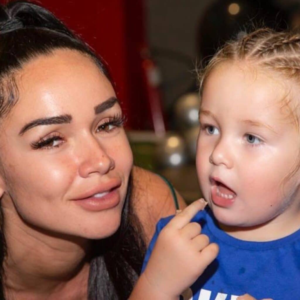 Jazz Correia : son fils Cayden absent de la JLC Family, elle s’explique
