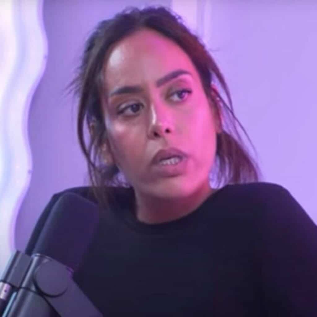 Amel Bent : elle aborde comme rarement les problèmes judiciaires de son mari