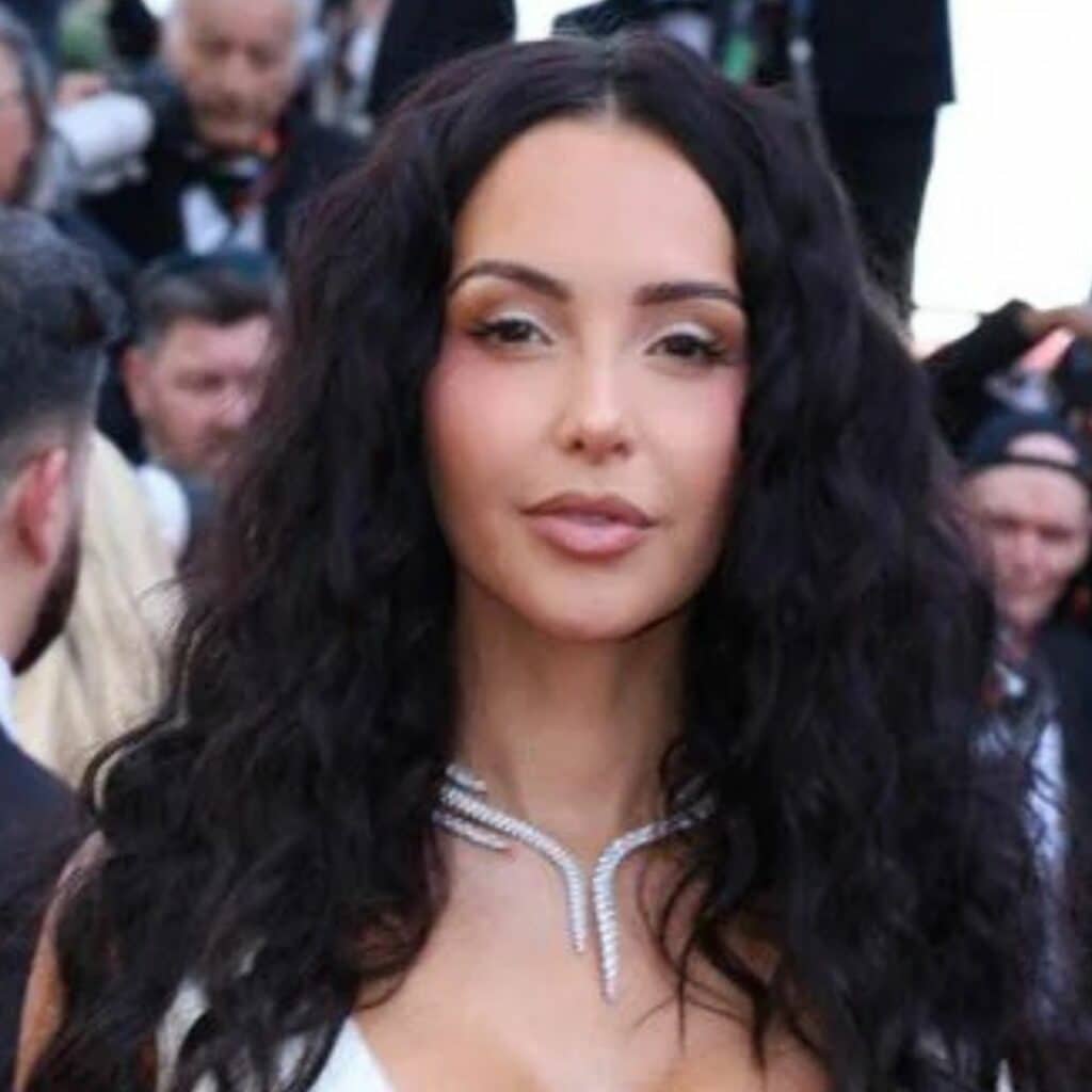 Nabilla : elle réagit à la polémique des influenceurs à Cannes