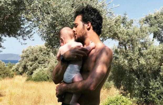 Amir : il veut élever ses enfants d’une manière différente que son propre père l’a fait Amir : il veut élever ses enfants d’une manière différente que son propre père l’a fait