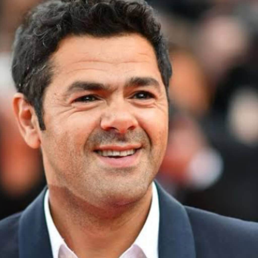 Jamel Debbouze : un homme pêche un silure de plus de 2 mètres dans la Seine, il filme tout