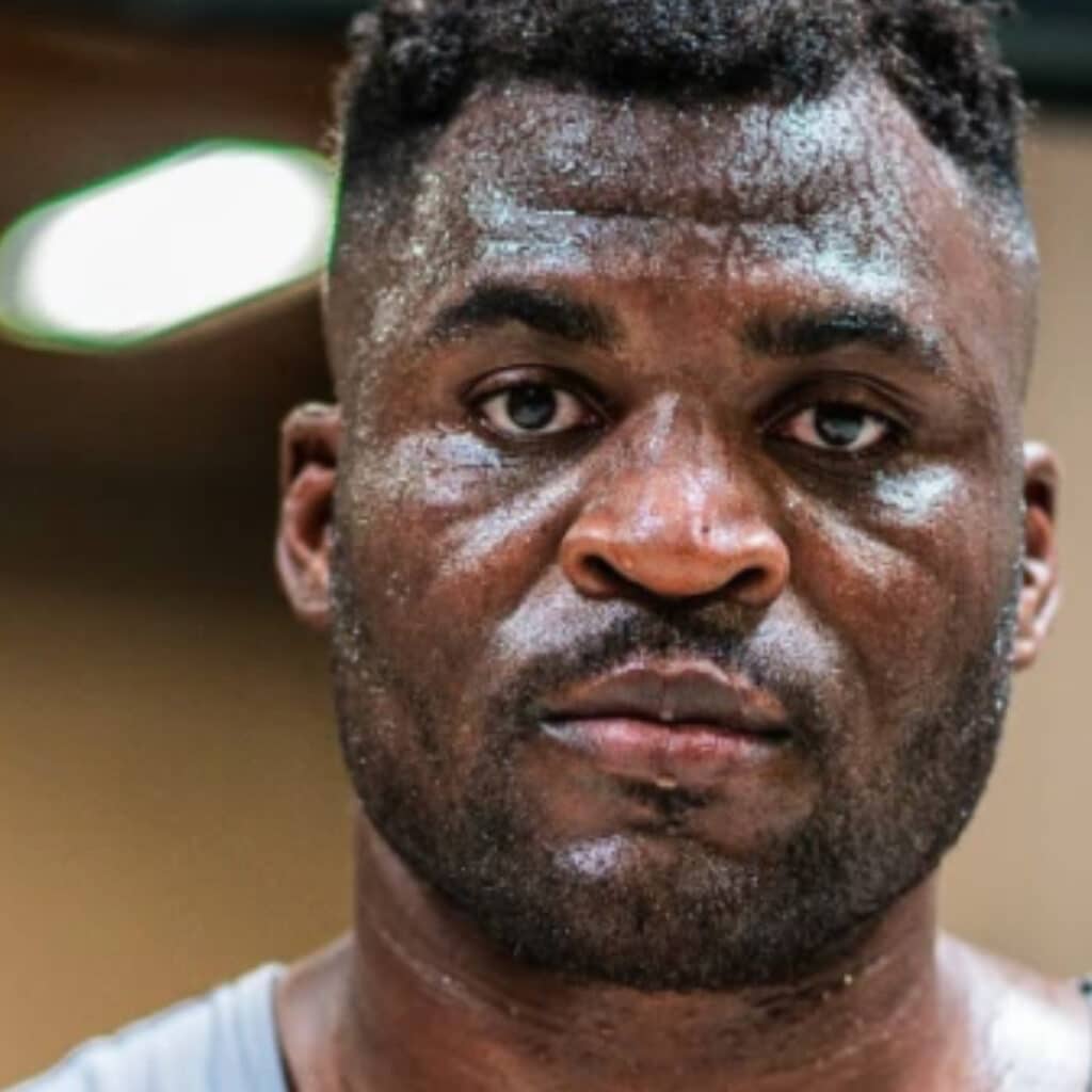 Francis Ngannou : le combattant de MMA provoque le décès d'une jeune femme de 17 ans, il se livre