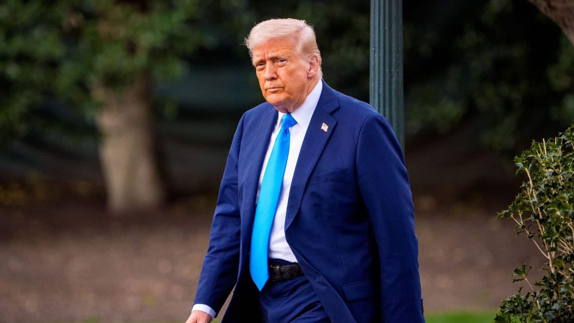 Décès du Pape : Donald Trump provoque l’indignation avec une photo à quelques jours du Conclave