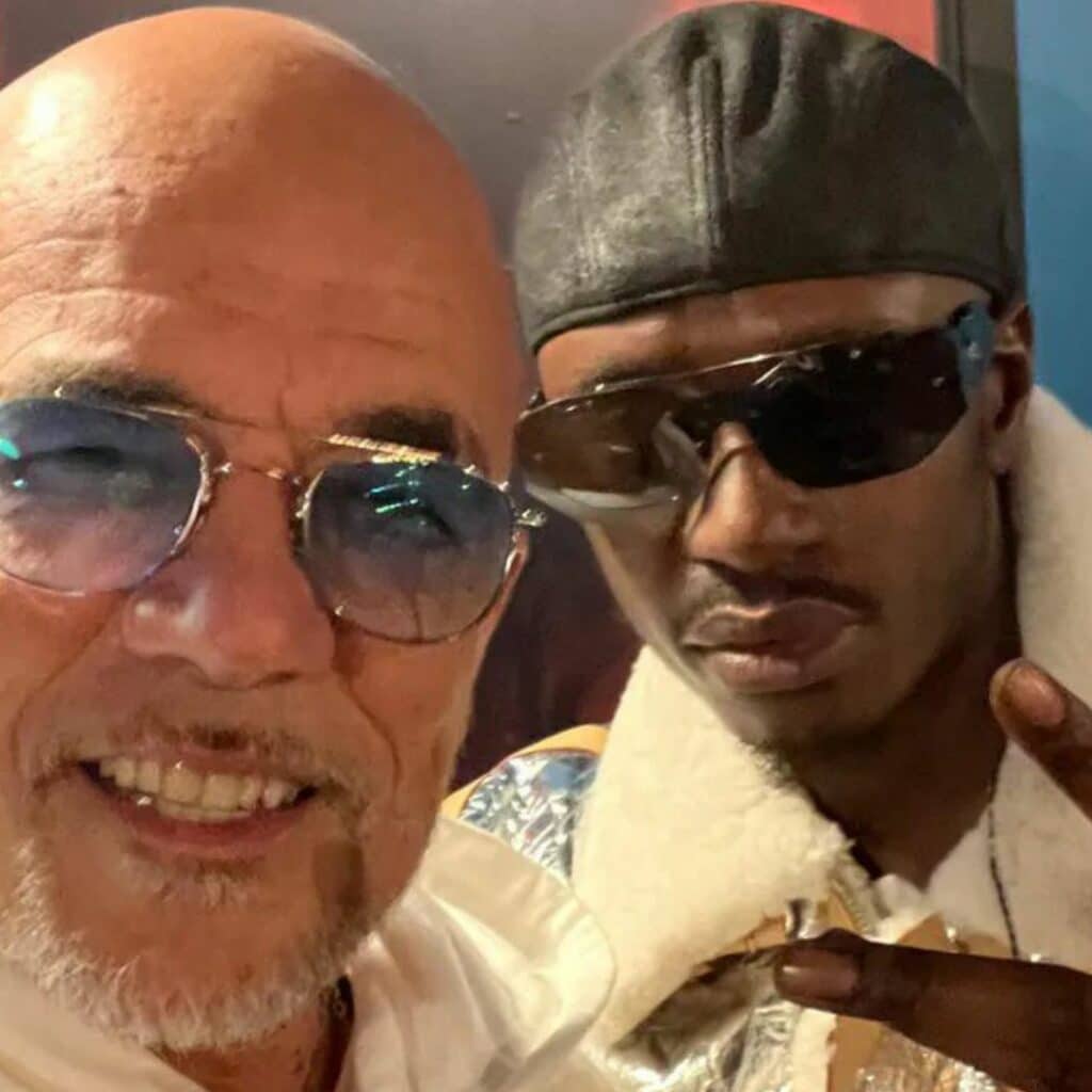 WeRenoi : Pascal Obispo et son fils détruits par le décès de leur ami