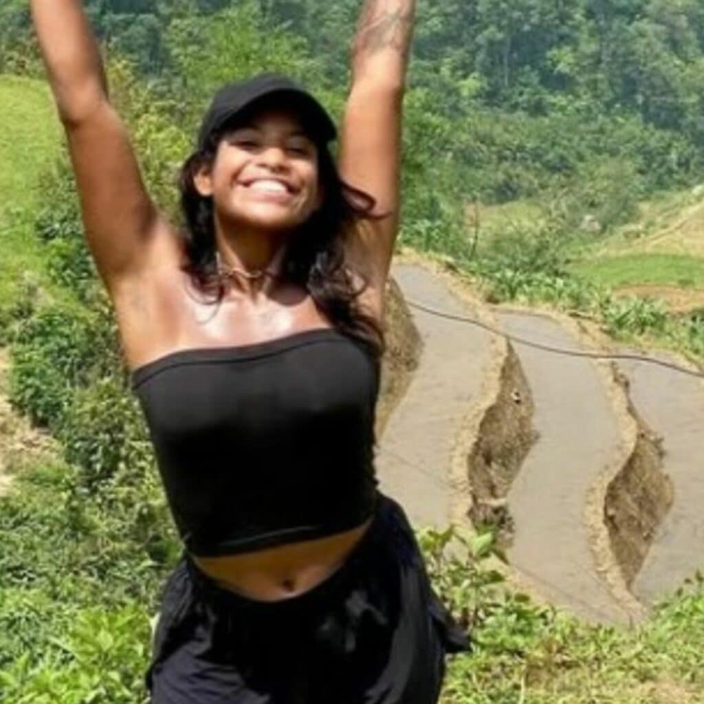 Coincée sur un volcan depuis 3 jours : une touriste décède dans un ravin en Indonésie
