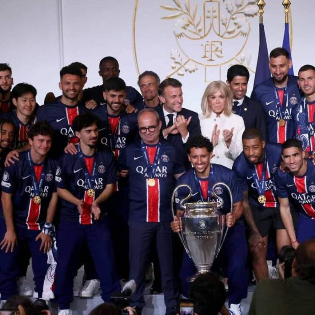 Ligue des champions : les internautes trouvent Emmanuel Macron moins enthousiaste après la victoire du PSG