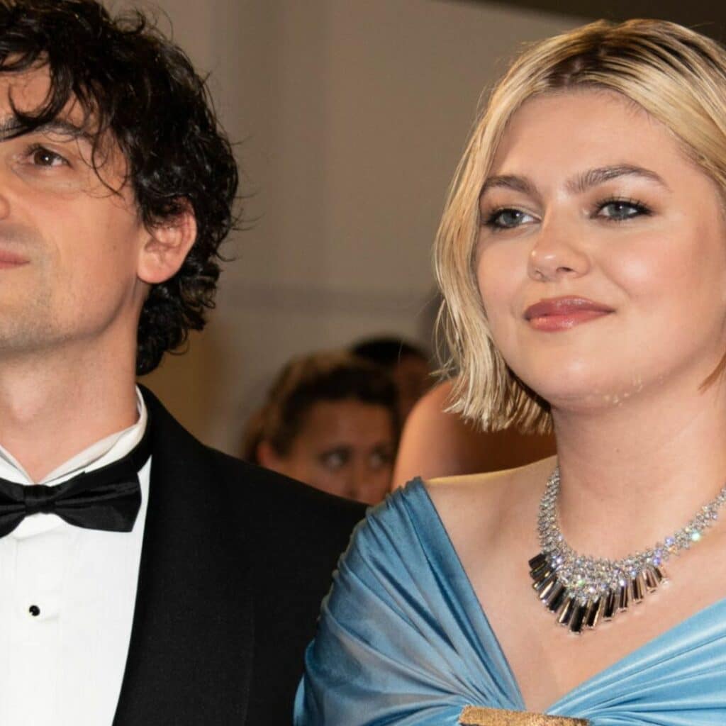 Louane est mariée : la chanteuse montre de beaux clichés de la cérémonie