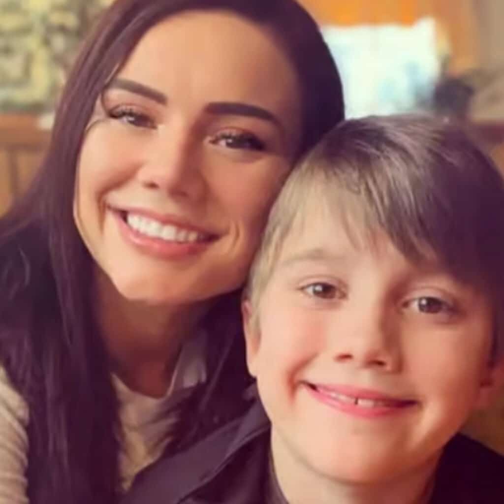 Whitney Purvis : la star de l'émission 16 ans et enceinte annonce le décès de son fils à 16 ans