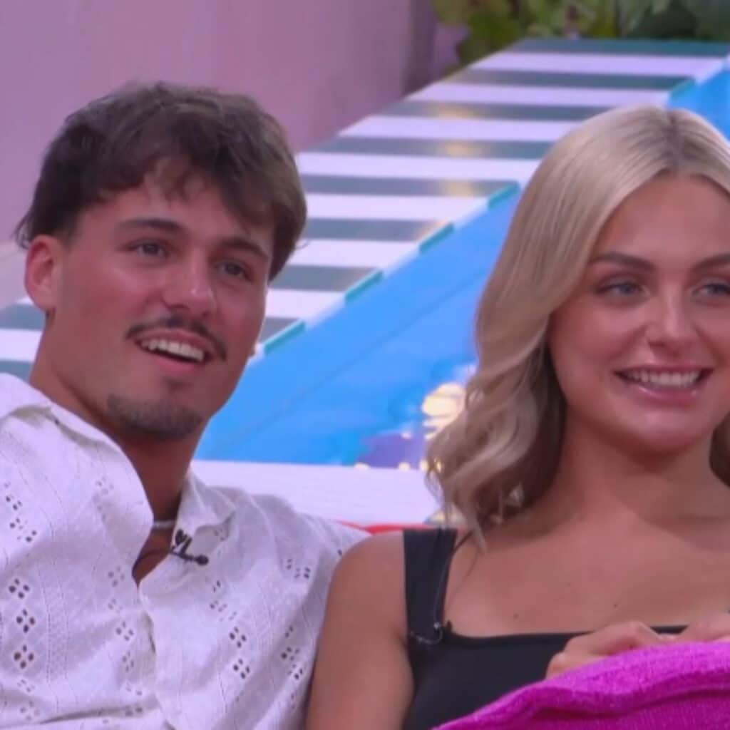 Secret Story : plus rien ne va entre le faux couple Constance et Damien