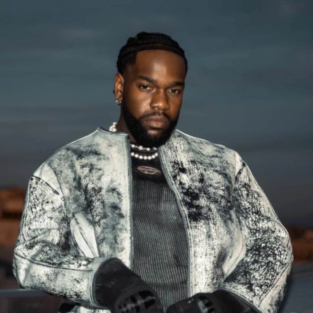 Tayc : le chanteur annonce faire une pause dans sa carrière musicale