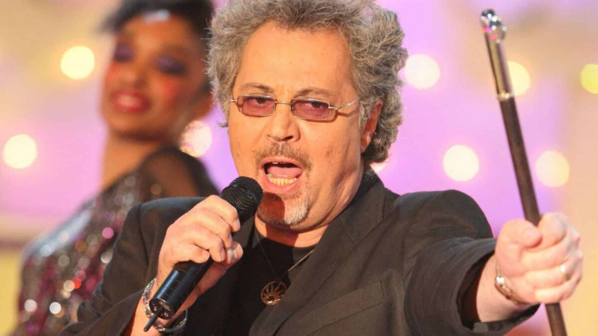 Patrick Hernandez (Born to be alive) : le chanteur se confie sur la somme qu'il touche par jour grâce à son titre
