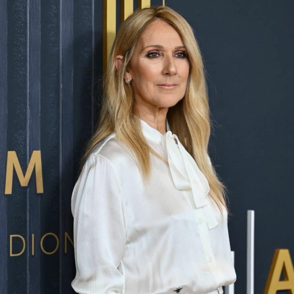 Céline Dion : la star de 57 ans pose en maillot de bain, ses fans sont complètement sous le charme