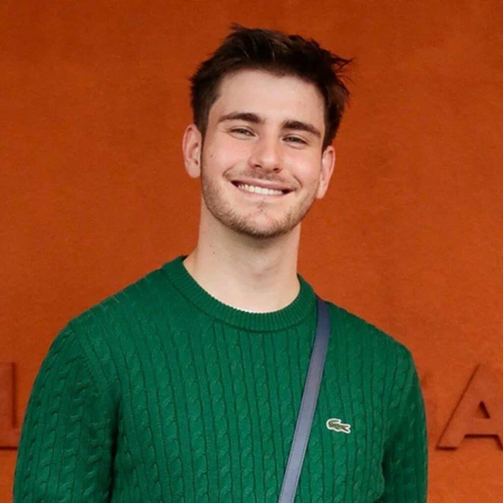 Julien Lieb : le chanteur donne le titre et la date de sortie de son premier album