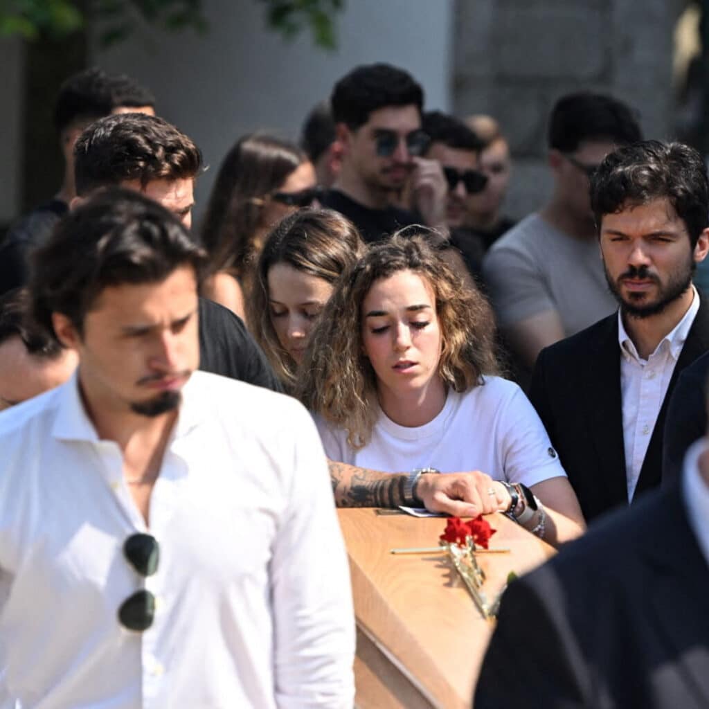 Obsèques de Diogo Jota et de son frère André Silva : le monde du football présent au Portugal