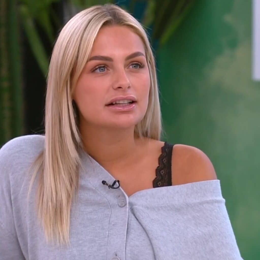 Constance (Secret Story) : elle annonce qui elle veut voir remporter l’aventure, les internautes lui tombent dessus